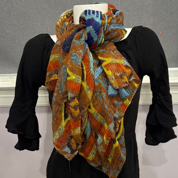 Colorful Patterned Scarf - Picture 1 of 4